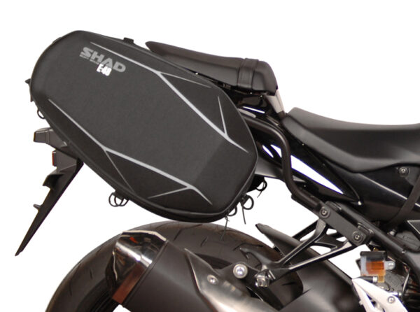 SIDE BAG HOLDER SUZUKI GSR 750